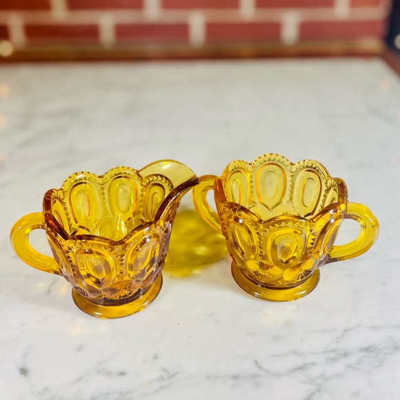 Vintage L.E. Smith Moon & Stars Sugar and Creamer Set - Picture 2 of 2